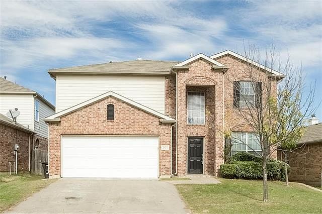 1st image of 2924 Vicksburg Ln