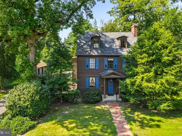 310 Pleasant Valley Ave, Moorestown, NJ 08057