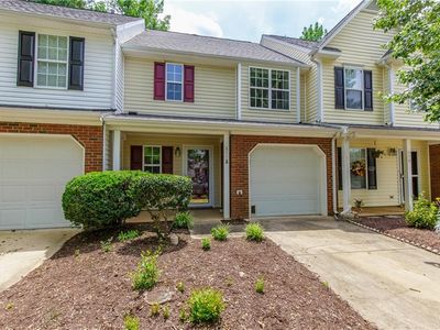 877 Creek Crossing Trl, Whitsett, NC, 27377