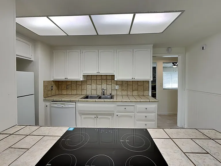 6830 Harmon Dr — Photo 12