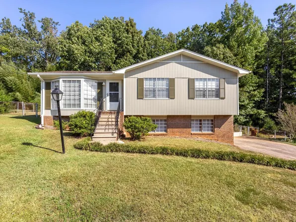 5020 Darlene Dr, Pinson, AL 35126