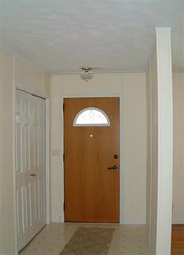 Spacious Entry