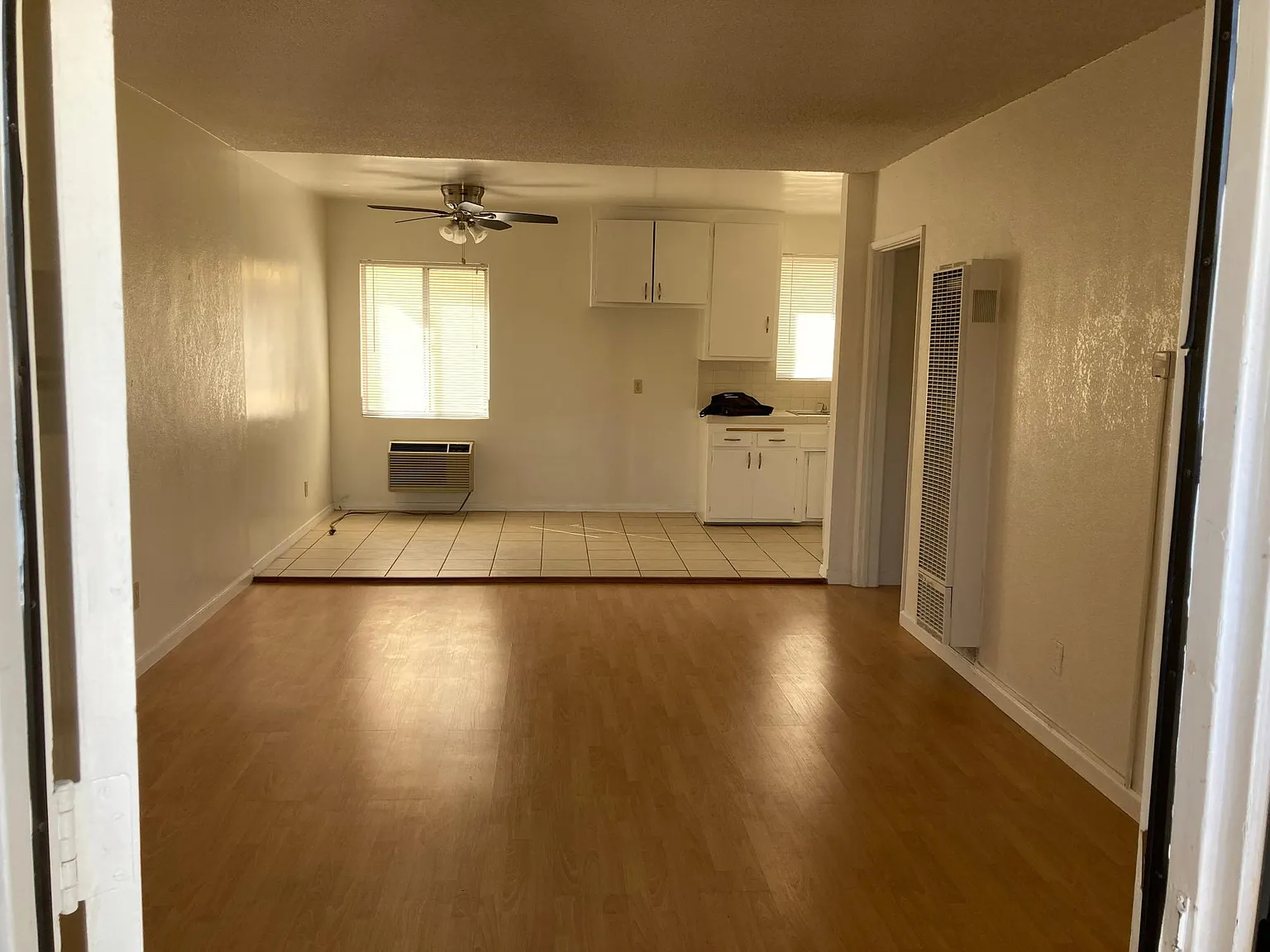 6634 Woodman Ave — Photo 4