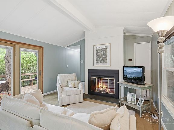 3rd image of 182 Fair Park Drive