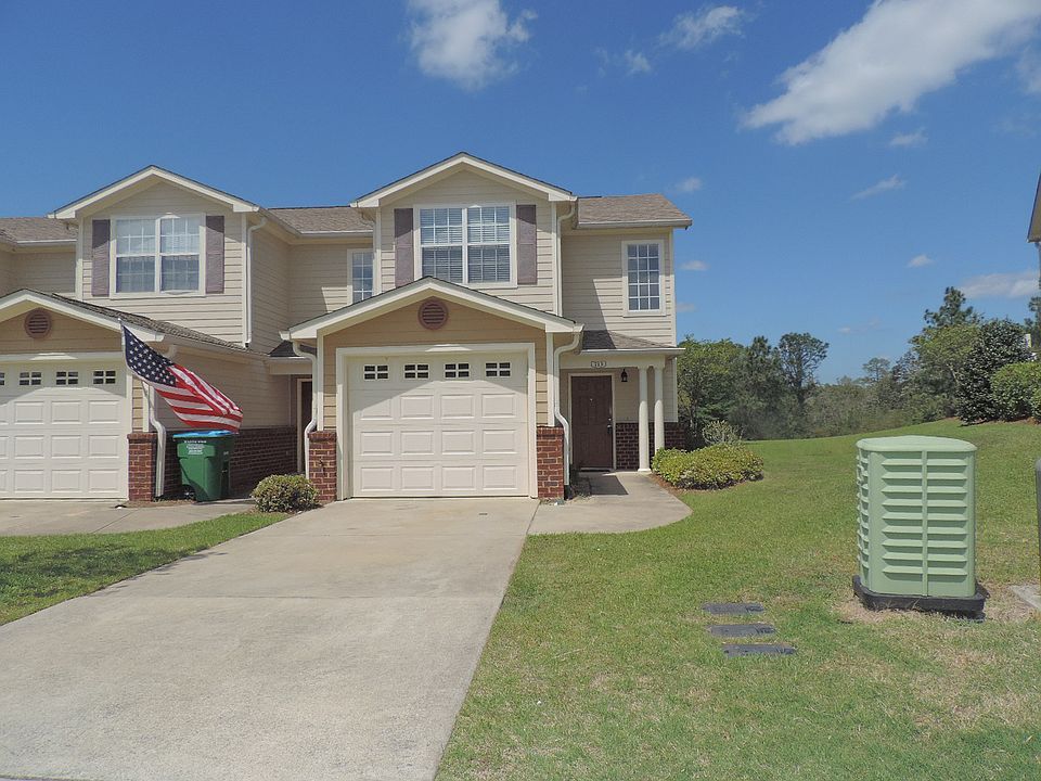 1st image of 713 Majestic Dr