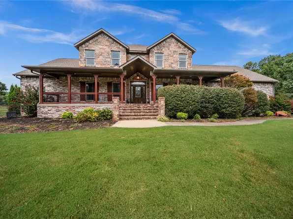 9915 E Plentywood Rd, Bentonville, AR 72712