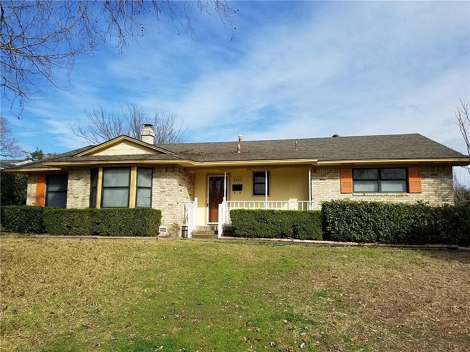 1st image of 3002 Medina Dr