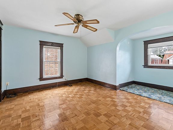 5th image of 1029 W 30th St