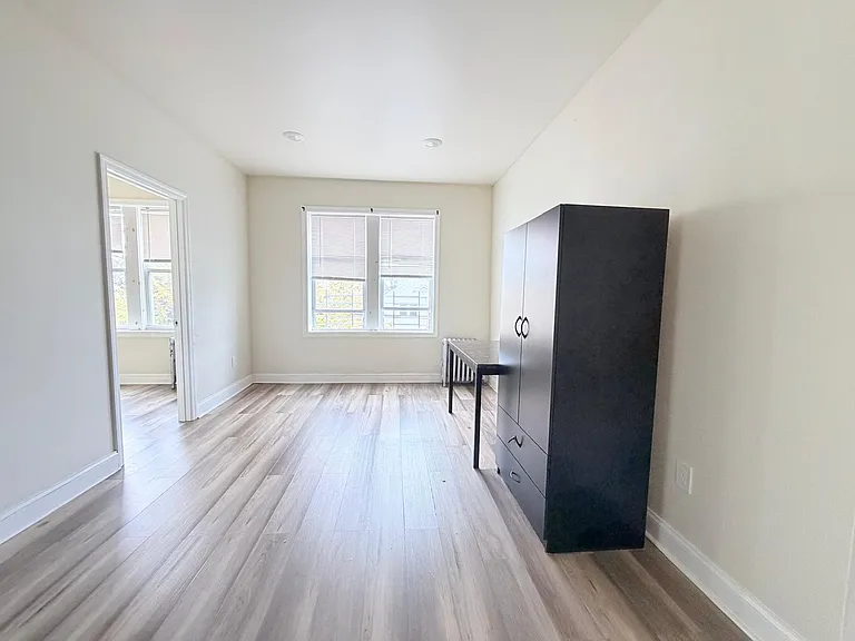 13 Broadway #22L — Photo 3
