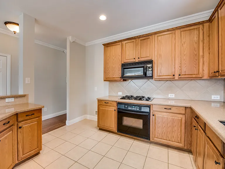 2569 Pinnacle Point Dr — Photo 13