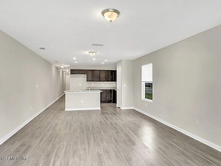 723 & 725 James St — Photo 11