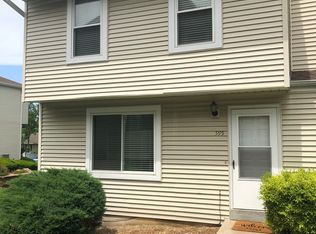 595 Summer Winds Ln, Saint Peters, MO 63376