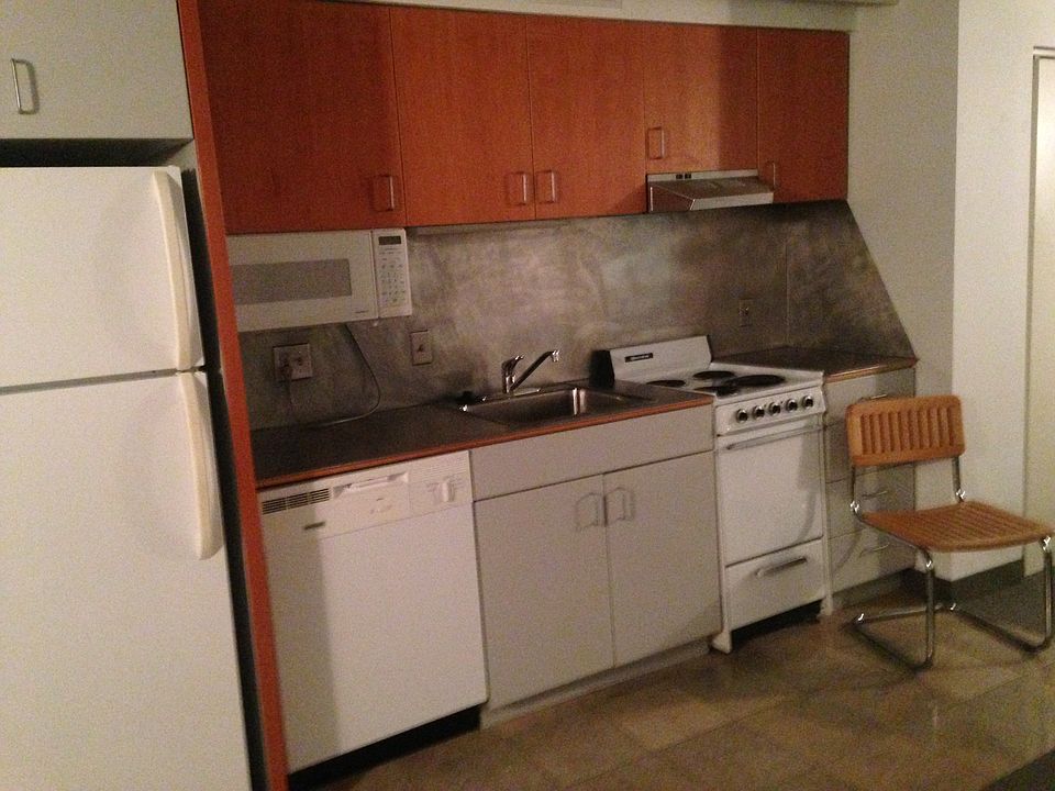 Kitchen area