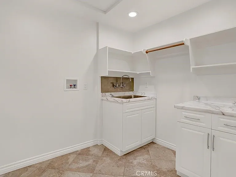 6099 Nutmeg Ln — Photo 14
