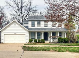 172 Brighthurst Dr, Chesterfield, MO
