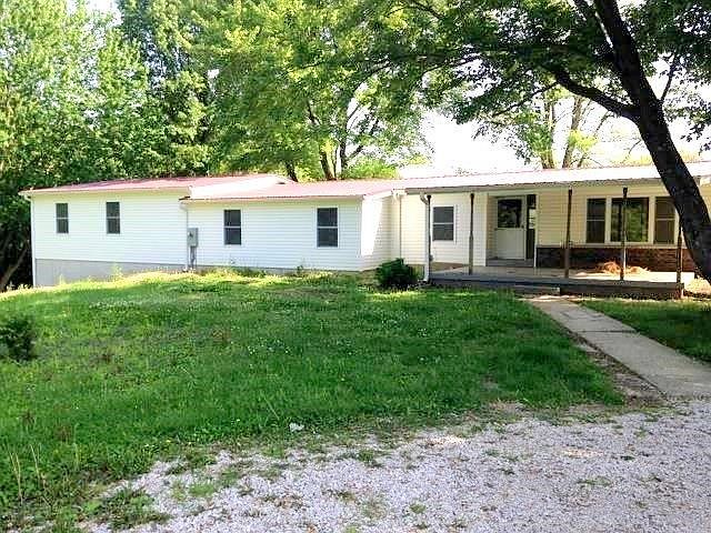 1st image of 214 S Lakeview Dr