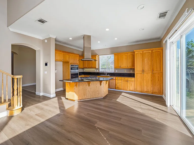 4855 Greencastle Way — Photo 17