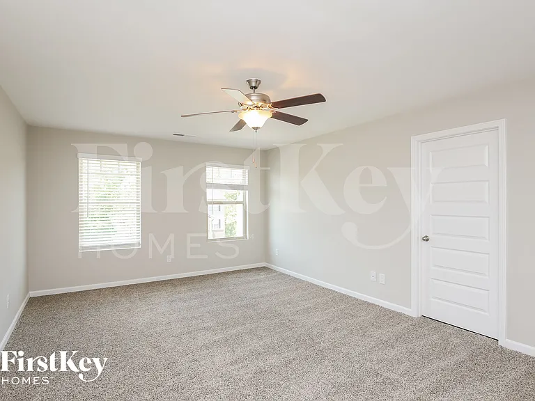 2102 Massey Ln — Photo 9