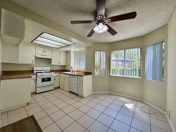 4th image of 14250 Sherman Way APT 107