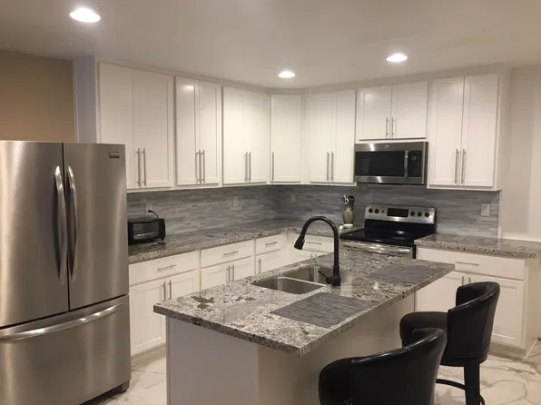 3314 N 68th St Unit 210W, Scottsdale, AZ 85251