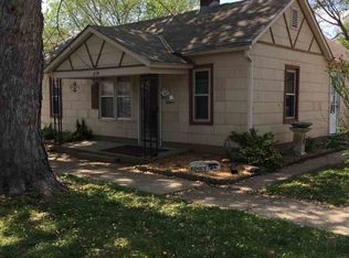 219 Vine St, Wamego, KS 66547