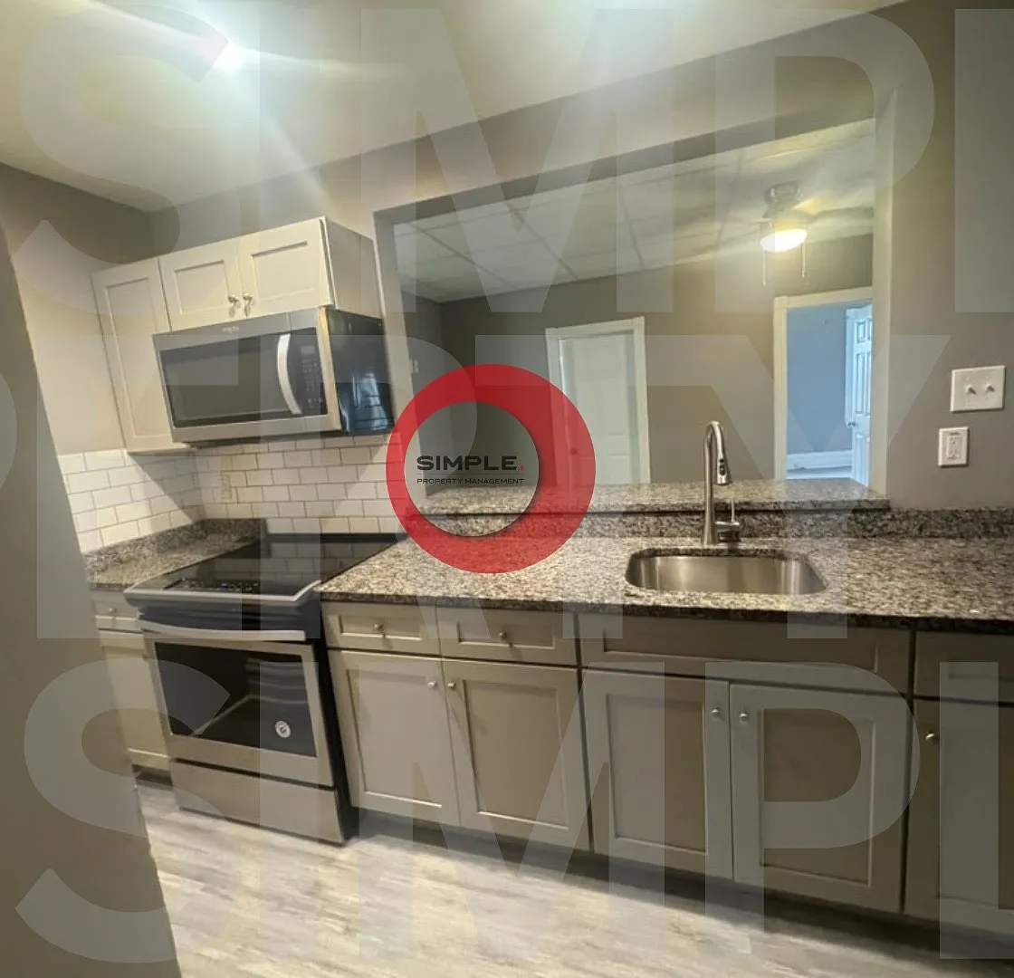 2 bed, $1,395 — Photo 1