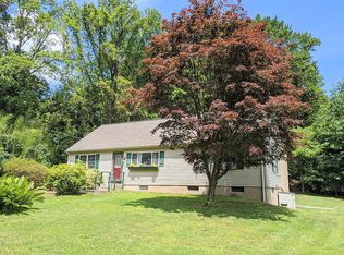86 Perry Auger Rd, Upper Black Eddy, PA 18972