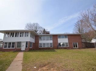 W10885 Upper Red Lake Rd, Gresham, WI 54128