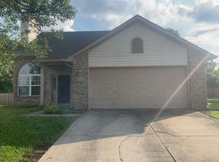 6526 Sparrowood Dr, Indianapolis, IN 46236