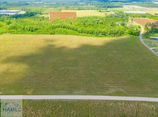 19 Sellers Rd, Baxley, GA 31513