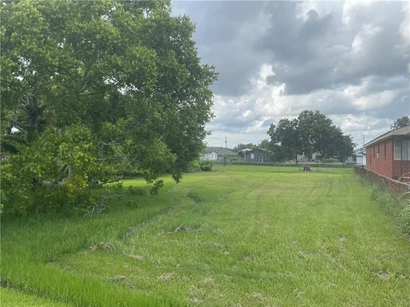 3222 Columbus St, New Orleans, LA 70114