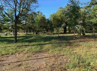 938 W Point Rd, Kilgore, TX 75662