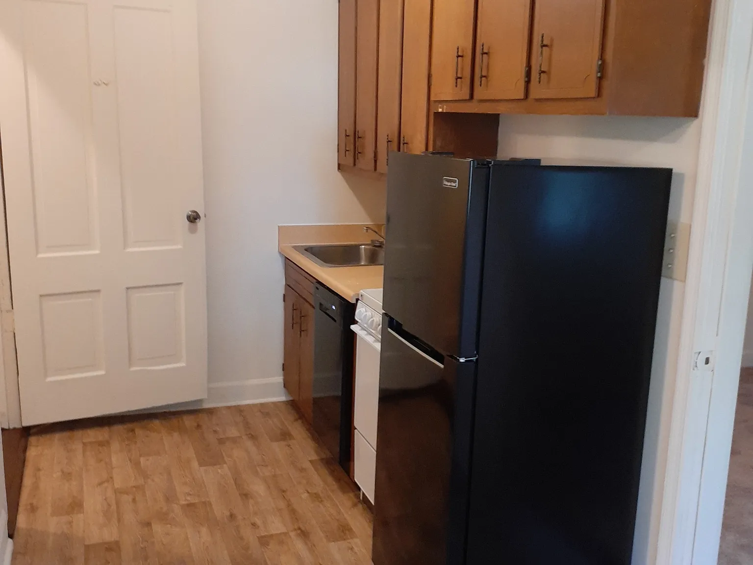 1 bed, $675 — Photo 2