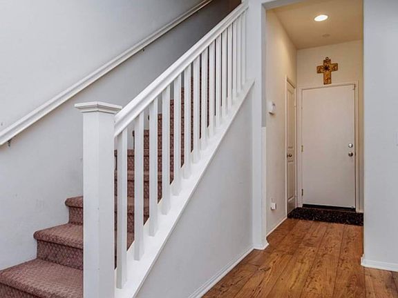 3rd image of 40933 Lacroix Ave