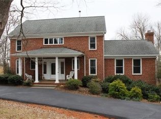 325 Jeffers Dr, Charlottesvle, VA 22911