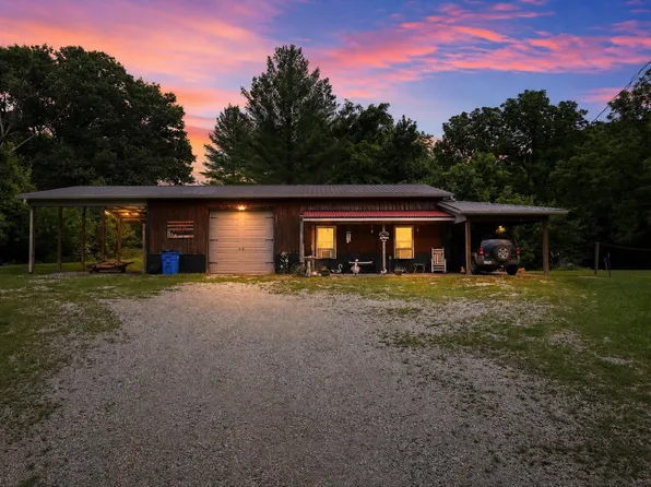 2450 Rabbitsville Rd, Mitchell, IN 47446
