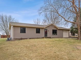 1478 Hallewood Blvd, New Richmond, WI 54017