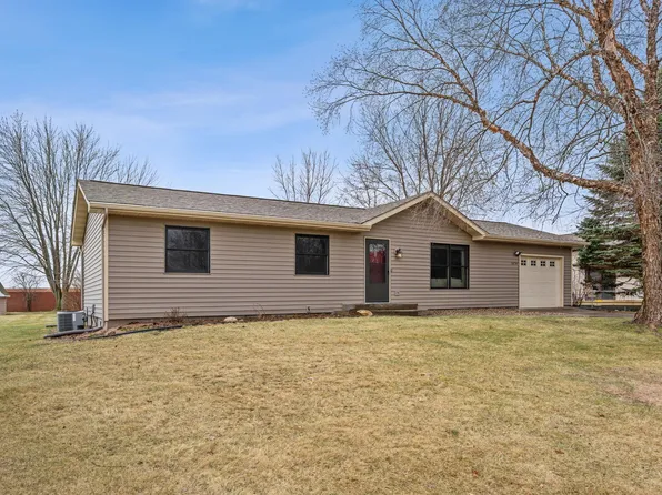 1478 Hallewood Blvd, New Richmond, WI 54017