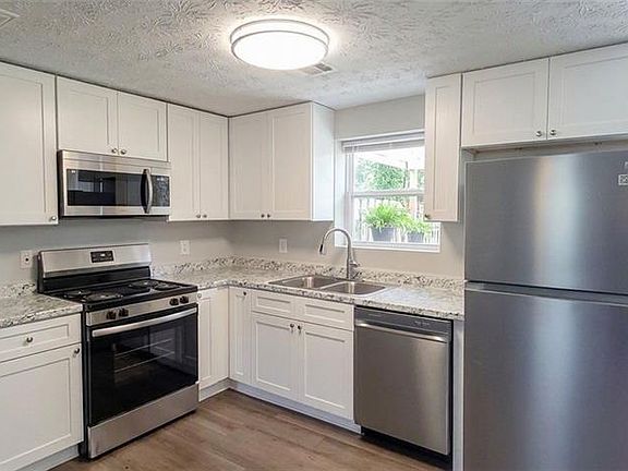 4th image of 3813 N Bogan Rd APT 4A
