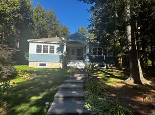 47 Millstone Dr, Liberty, ME 04949