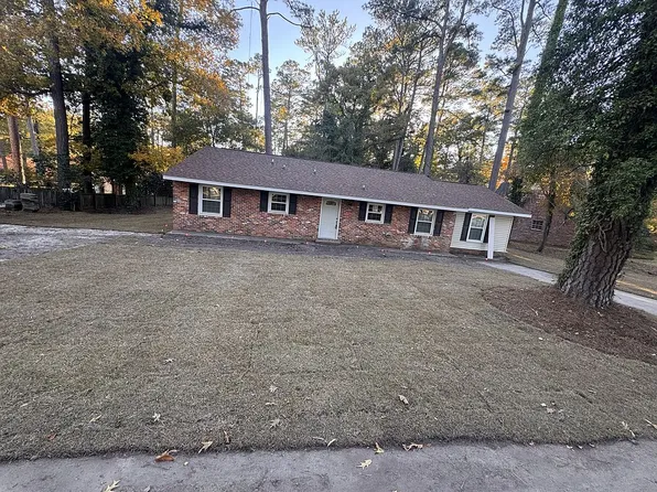 101 Ridgewood Ln, Washington, NC 27889