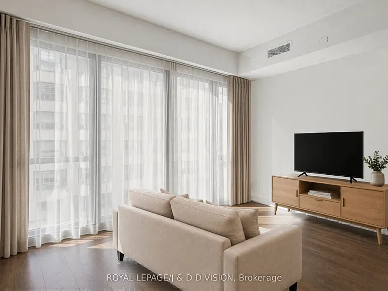 188 Cumberland St #1705 — Photo 3
