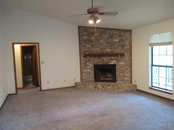 4th image of 817 Romar Dr