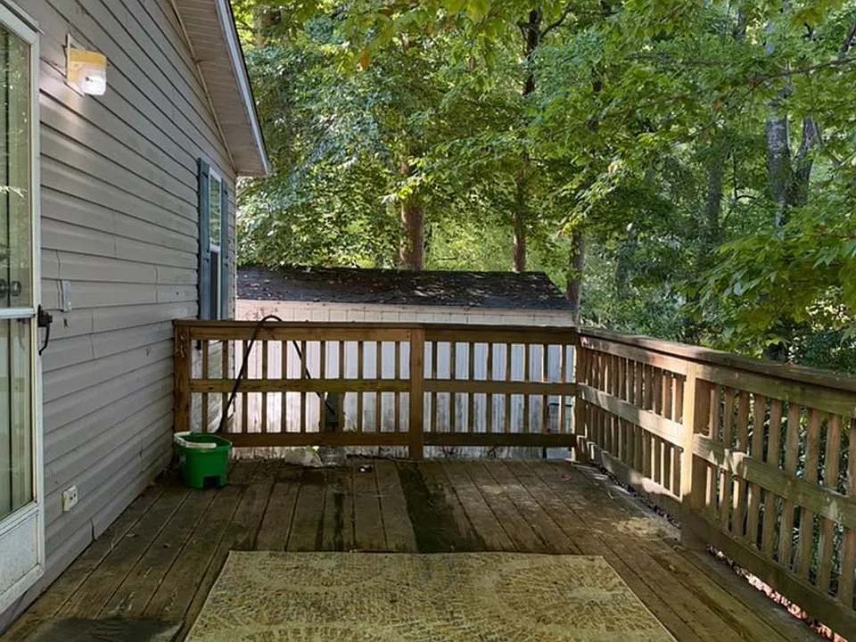 261 Burnetts Way
