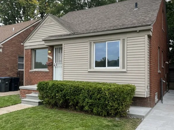 7330 Pierson St, Detroit, MI 48228