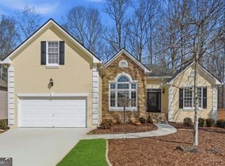 550 Pine Rock Trl, Buford, GA 30518