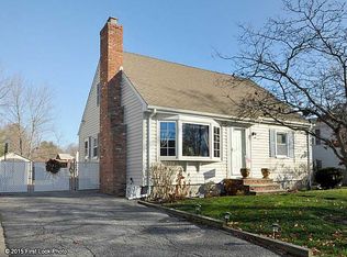 95 Searle Ave, Cranston, RI 02920