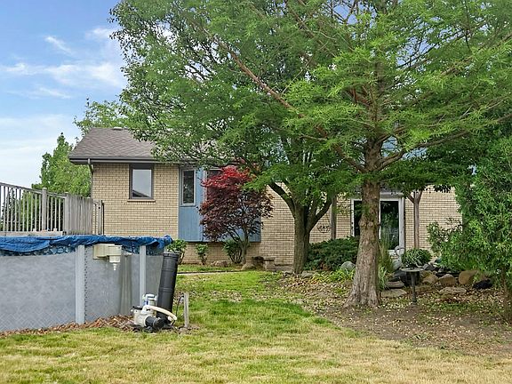 4th image of 8543 Carriage Ln