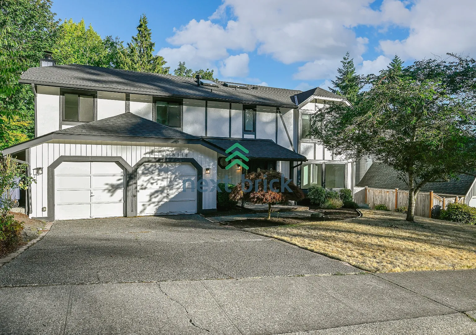 Stunning 5-Bedroom Home in Bellevue's Top School District! — Photo 1