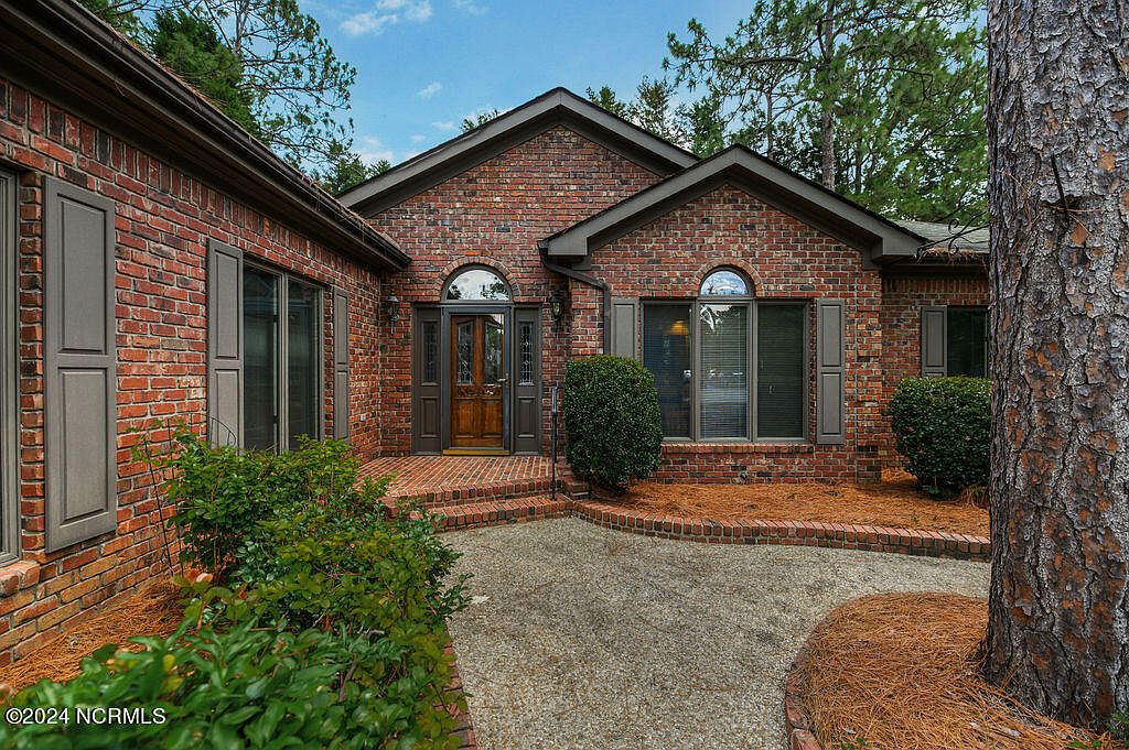 1460 Monticello Drive, Pinehurst, NC 28374 Zillow